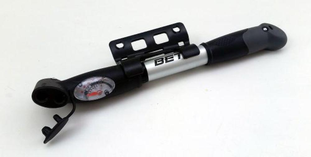 Beto mini pump ‘Double Shot’, with pressure gauge, double head for all valves, silver/black, incl. frame holder