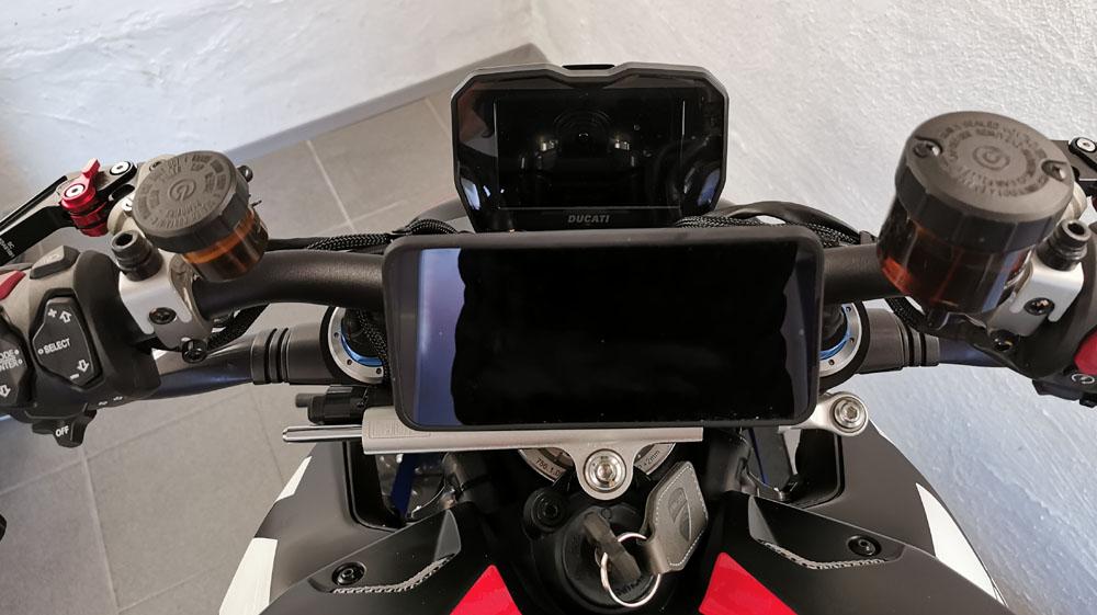 SP Connect  Quick and Secure Smartphone Mounting System